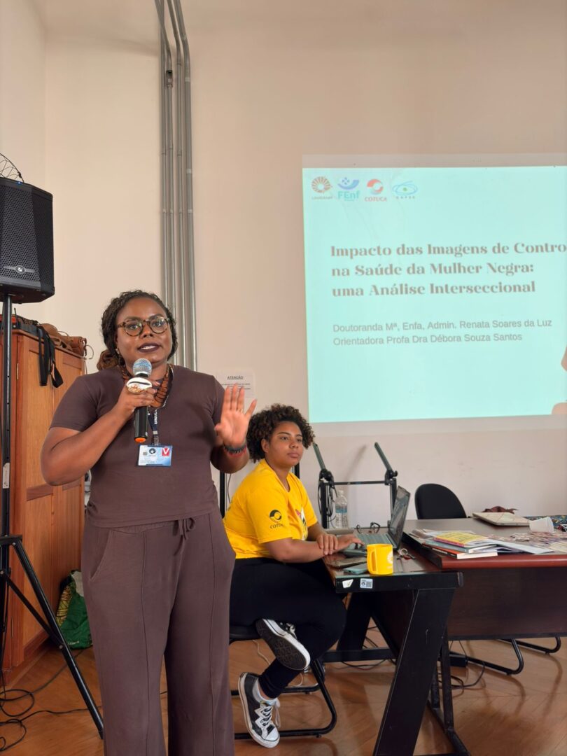 Doutoranda em Enfermagem Me. Renata Soares